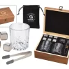 Whisky Geschenk-Set Mit 2 Gläsern, Eiswürfeln Aus Edelstahl, Zange, Samtbeutel In Einer Schönen Holzbox 2 Whisky Geschenk-Set Mit 2 Gläsern, Eiswürfeln Aus Edelstahl, Zange, Samtbeutel In Einer Schönen Holzbox -Pokalserie 4d63642650bc74b81550c574fe691c12
