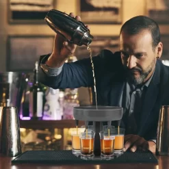 Schnapsglasspender, Schnapsglas-Spender, Shot Glas Dispenser Für Flüssigkeit/Getränke/Cocktail/Bier, Spirituosen Spender Für Cocktail-Party Barparty, Freunde Versammeln Sich -Pokalserie bdfa9ae7ca432e82b06ac4c3fe9394c7