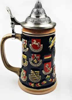 Bierkrug Mit Deckel Deutschland Bundesländer 0,5 Liter -Pokalserie e1e2f6cf0144a8bb07fb2c6e25b94e7b
