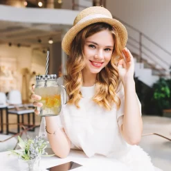 Relaxdays 8er Set Trinkgläser Mit Deckel Kariert -Pokalserie ed6b4482eb9d71d8558f15d7b2fb9861